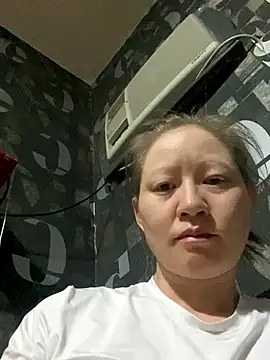 Snapshot of mana-ala chatting on December 16, 2025, 9:42 pm mana-ala online show from December 16, 2025, 9:42 pm