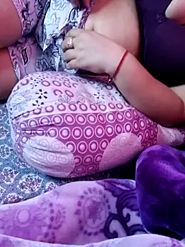 Snapshot of peu8 chatting on February 2, 2026, 6:17 pm peu8 online show from February 2, 2026, 6:17 pm