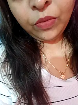 Snapshot of peu8 chatting on February 17, 2026, 12:45 pm peu8 online show from February 17, 2026, 12:45 pm