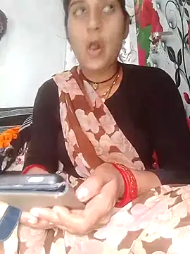 Snapshot of Aaisha_01 chatting on July 17, 2026, 5:03 am Aaisha 01 online show from July 17, 2026, 5:03 am
