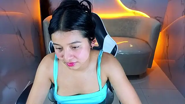 Sofi Adams Tx online show from January 5, 2026, 5:27 pm