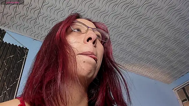 Moolly Evanz online show from April 8, 2026, 2:06 pm