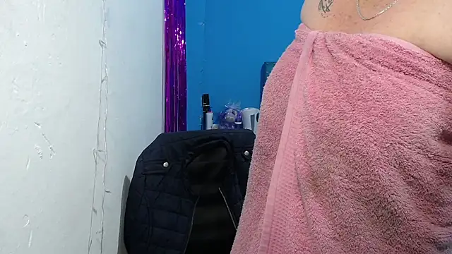 Snapshot of Annelis1 chatting on February 5, 2026, 7:40 pm Annelis1 online show from February 5, 2026, 7:40 pm