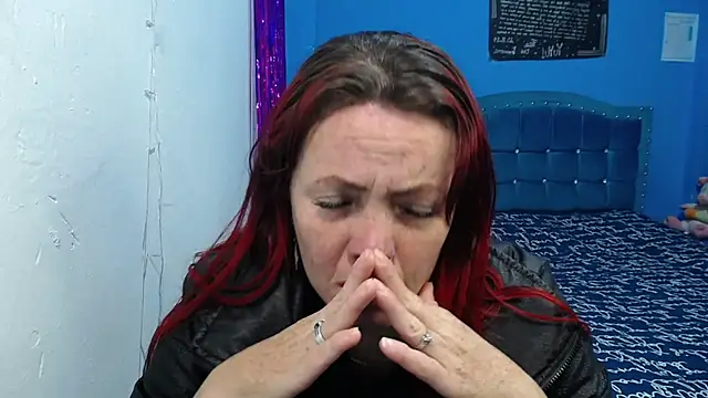 Snapshot of Annelis1 chatting on February 8, 2026, 5:22 am Annelis1 online show from February 8, 2026, 5:22 am