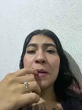 MiaFox 03 online show from April 17, 2026, 2:47 am