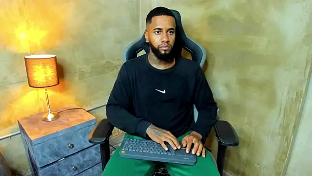 Snapshot of jay_jhonson01 chatting on December 20, 2025, 4:08 am jay jhonson01 online show from December 20, 2025, 4:08 am