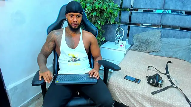 jay jhonson01 online show from March 13, 2026, 1:45 am