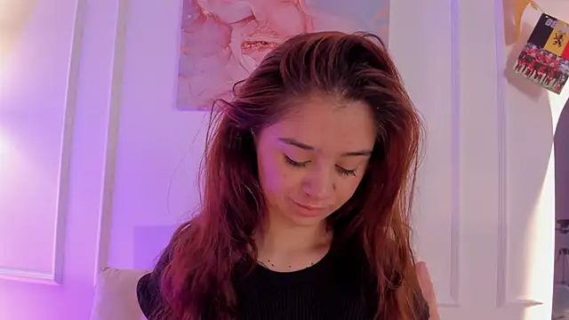 Snapshot of Amelia_Saenz_ chatting on June 21, 2026, 11:35 am Amelia Saenz online show from June 21, 2026, 11:35 am