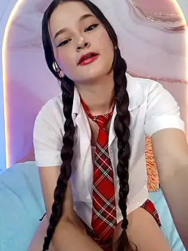 Jasmineloki online show from March 13, 2026, 7:42 pm