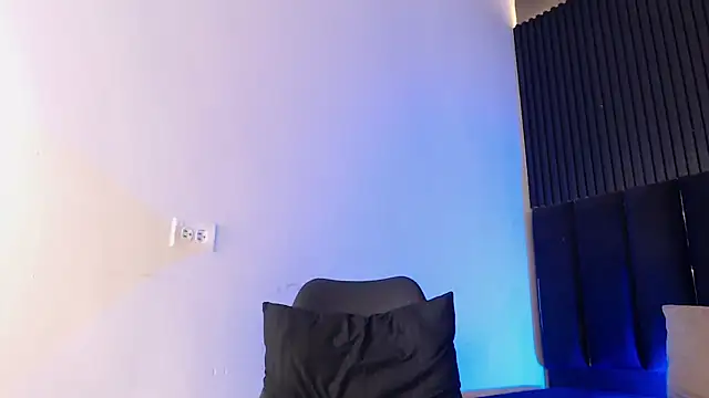 SmoothAlpha  online show from February 23, 2026, 2:36 pm