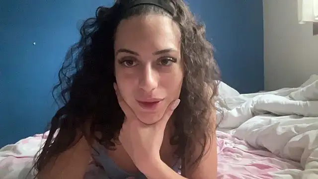 CoquineCharmeuse online show from January 17, 2026, 1:16 pm