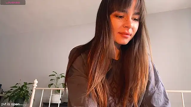 Snapshot of xx_lily chatting on March 3, 2026, 1:28 pm xx lily online show from March 3, 2026, 1:28 pm