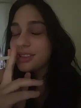 pudizinhaa  online show from April 23, 2026, 1:02 pm