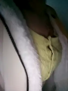 Snapshot of SweetBerry-91 chatting on December 14, 2025, 1:38 pm SweetBerry-91 online show from December 14, 2025, 1:38 pm