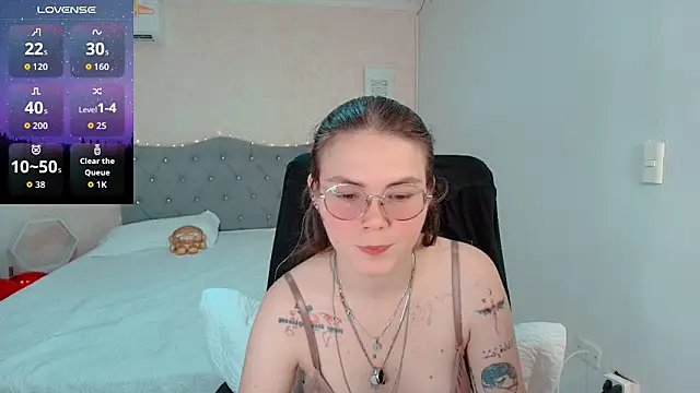 Snapshot of lexalove_doll chatting on February 23, 2026, 4:43 am lexalove doll online show from February 23, 2026, 4:43 am