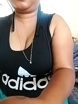 Snapshot of Palkova12 chatting on February 20, 2026, 6:26 am Palkova12 online show from February 20, 2026, 6:26 am