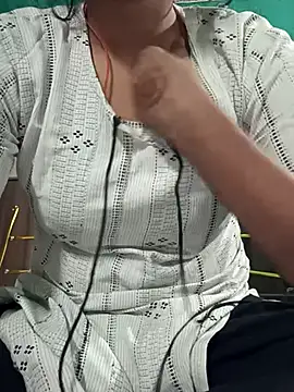 teena-11 online show from April 8, 2026, 8:58 am