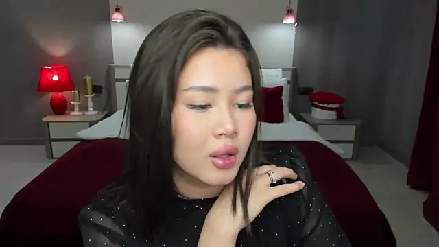 Snapshot of Brunette_Charm chatting on May 10, 2026, 11:48 am Brunette Charm online show from May 10, 2026, 11:48 am