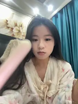 Snapshot of Kawaii-P chatting on February 7, 2026, 12:53 pm Kawaii-P online show from February 7, 2026, 12:53 pm