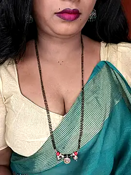 Snapshot of Rachu_love chatting on May 14, 2026, 8:54 am Rachu love online show from May 14, 2026, 8:54 am