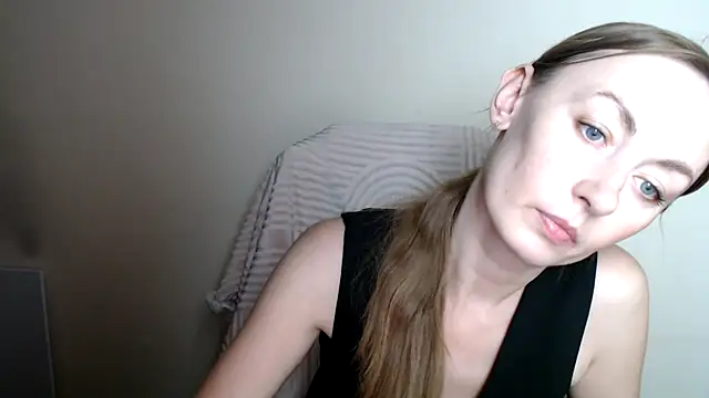Snapshot of LiaSeass_ chatting on June 26, 2026, 11:58 am LiaSeass online show from June 26, 2026, 11:58 am