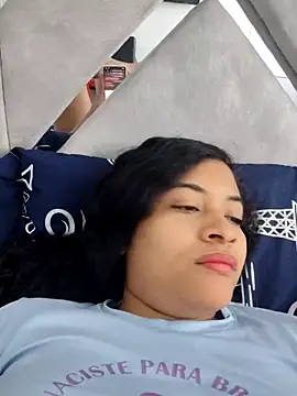 Snapshot of DAFNNEE_HOT chatting on April 14, 2026, 3:40 pm DAFNNEE HOT online show from April 14, 2026, 3:40 pm