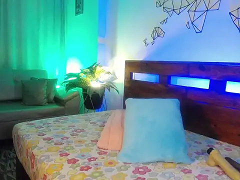 Snapshot of Catalinajoyful chatting on February 5, 2026, 9:52 pm Catalinajoyful online show from February 5, 2026, 9:52 pm