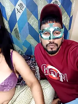 Snapshot of Saxy_Sona1 chatting on February 7, 2026, 2:32 pm Saxy Sona1 online show from February 7, 2026, 2:32 pm