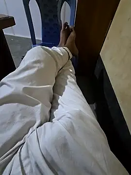 Snapshot of SHARIF12123 chatting on February 23, 2026, 6:05 pm SHARIF12123 online show from February 23, 2026, 6:05 pm