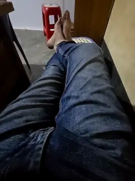 Snapshot of SHARIF12123 chatting on March 2, 2026, 5:42 pm SHARIF12123 online show from March 2, 2026, 5:42 pm