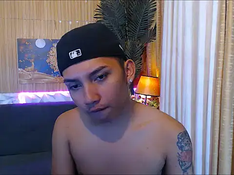 dylan hardfucker online show from February 11, 2026, 7:02 am