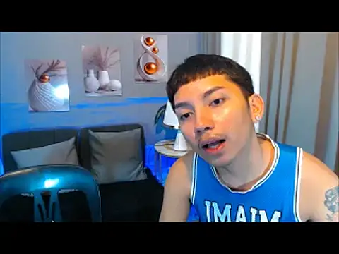 dylan hardfucker online show from February 22, 2026, 12:47 pm