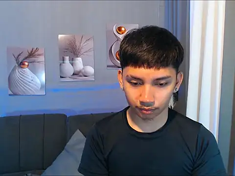 dylan hardfucker online show from March 23, 2026, 1:53 am