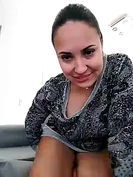 Snapshot of Fatisexy88 chatting on May 13, 2026, 1:30 pm Fatisexy88 online show from May 13, 2026, 1:30 pm