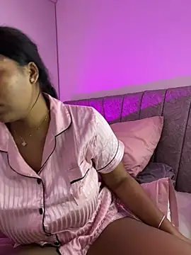 Snapshot of channelportman chatting on June 26, 2026, 4:28 am channelportman online show from June 26, 2026, 4:28 am