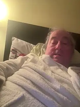 csikar online show from February 5, 2026, 6:18 am