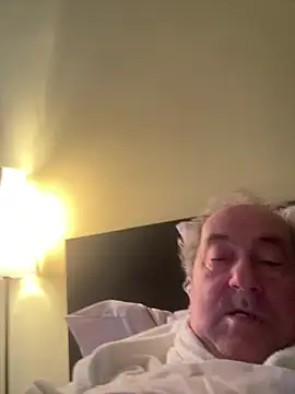 csikar online show from March 13, 2026, 5:14 am