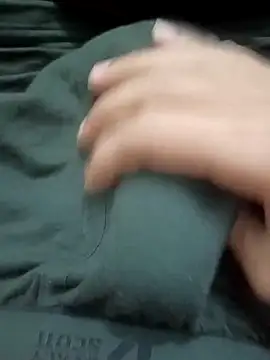 Snapshot of bigg_dickkk69 chatting on January 6, 2026, 9:02 am bigg dickkk69 online show from January 6, 2026, 9:02 am