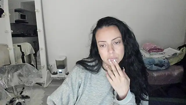 Snapshot of antonellablake_ chatting on April 28, 2026, 4:06 am antonellablake online show from April 28, 2026, 4:06 am