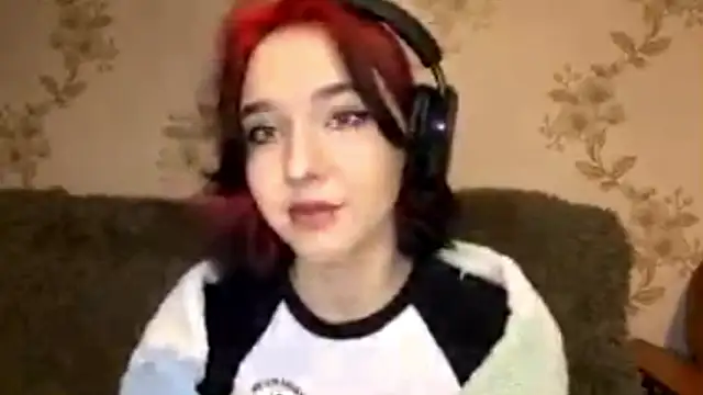 Snapshot of EmilyVeiro chatting on January 15, 2026, 5:38 pm EmilyVeiro online show from January 15, 2026, 5:38 pm