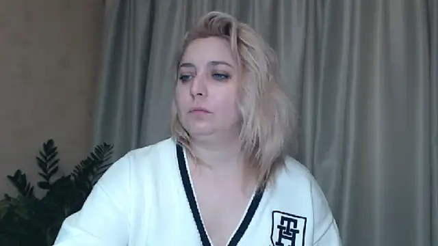 sweetpussy13 online show from January 12, 2025, 10:12 am