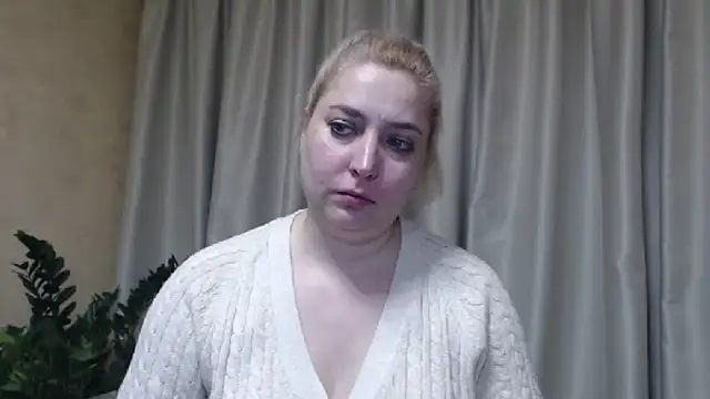 sweetpussy13 online show from March 7, 2025, 6:02 am