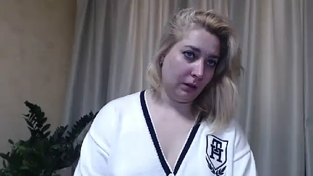 sweetpussy13 online show from March 14, 2025, 6:32 am