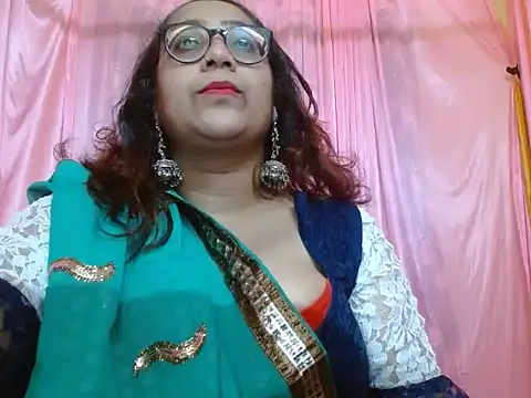 MISTI KOLK online show from January 7, 2026, 8:50 am