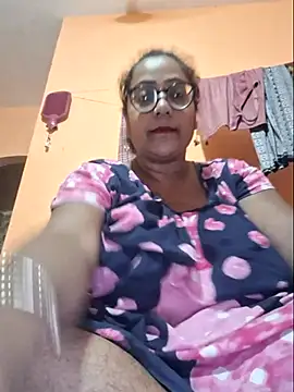 Snapshot of MISTI_KOLK chatting on July 17, 2026, 5:29 pm MISTI KOLK online show from July 17, 2026, 5:29 pm