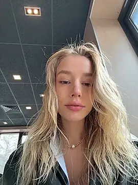 sssativa more online show from April 19, 2026, 1:49 am