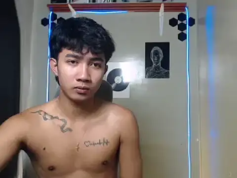 Snapshot of Ur_hottestjonny chatting on July 23, 2026, 10:13 am Ur hottestjonny online show from July 23, 2026, 10:13 am