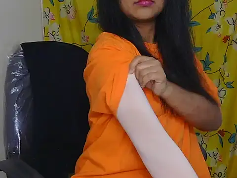 Snapshot of Cristina_love69 chatting on April 6, 2026, 12:39 pm Cristina love69 online show from April 6, 2026, 12:39 pm