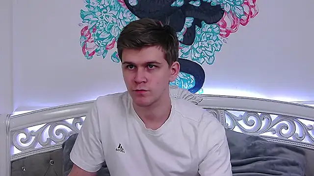 Snapshot of NickJohnas chatting on February 12, 2026, 5:46 am NickJohnas online show from February 12, 2026, 5:46 am