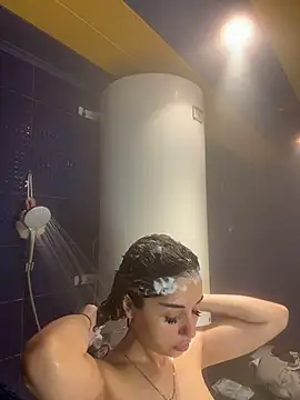 SilkyMira online show from April 2, 2026, 8:17 pm